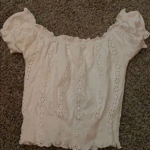 Super cute cinched top